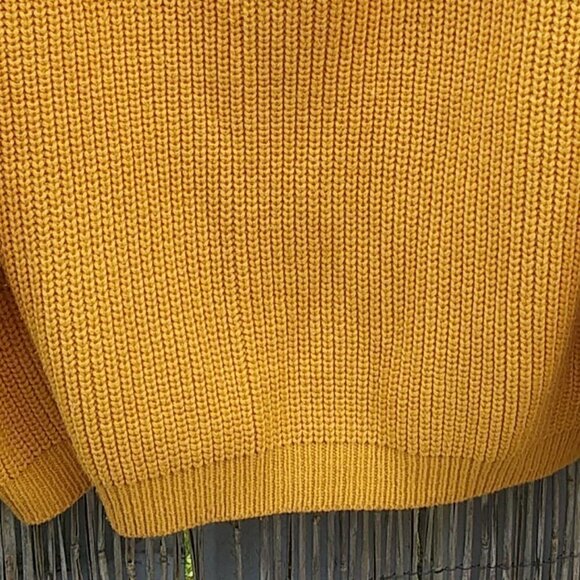 Mustard Yellow Sweater - No Size or Brand Tag - EUC - See Measurements - Picture 5 of 9